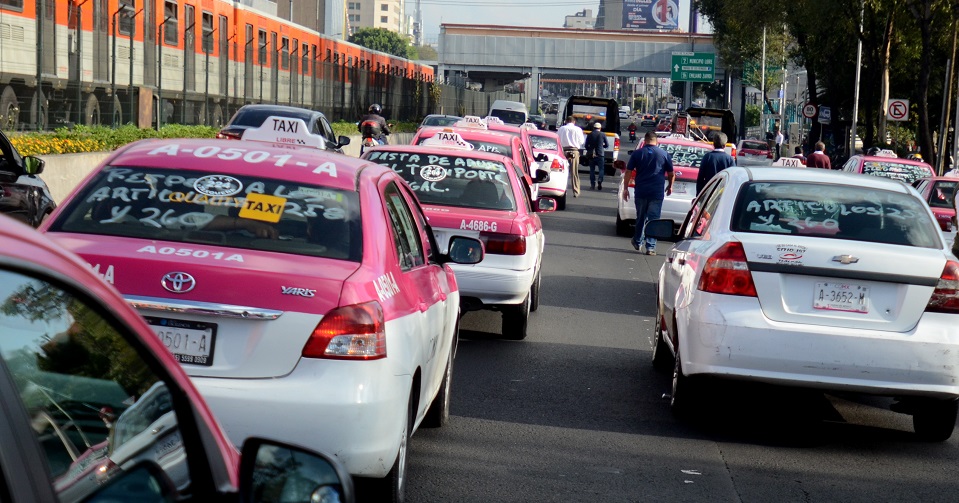 Taxi drivers cancel mobilization planned for Monday in CDMX