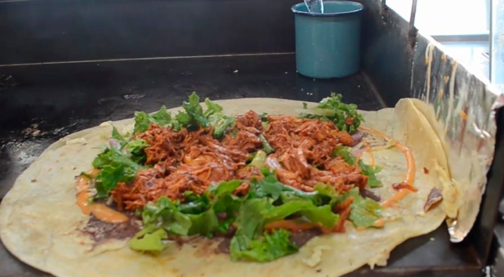 Want to eat cochinita pibil in Morelia? visit this place