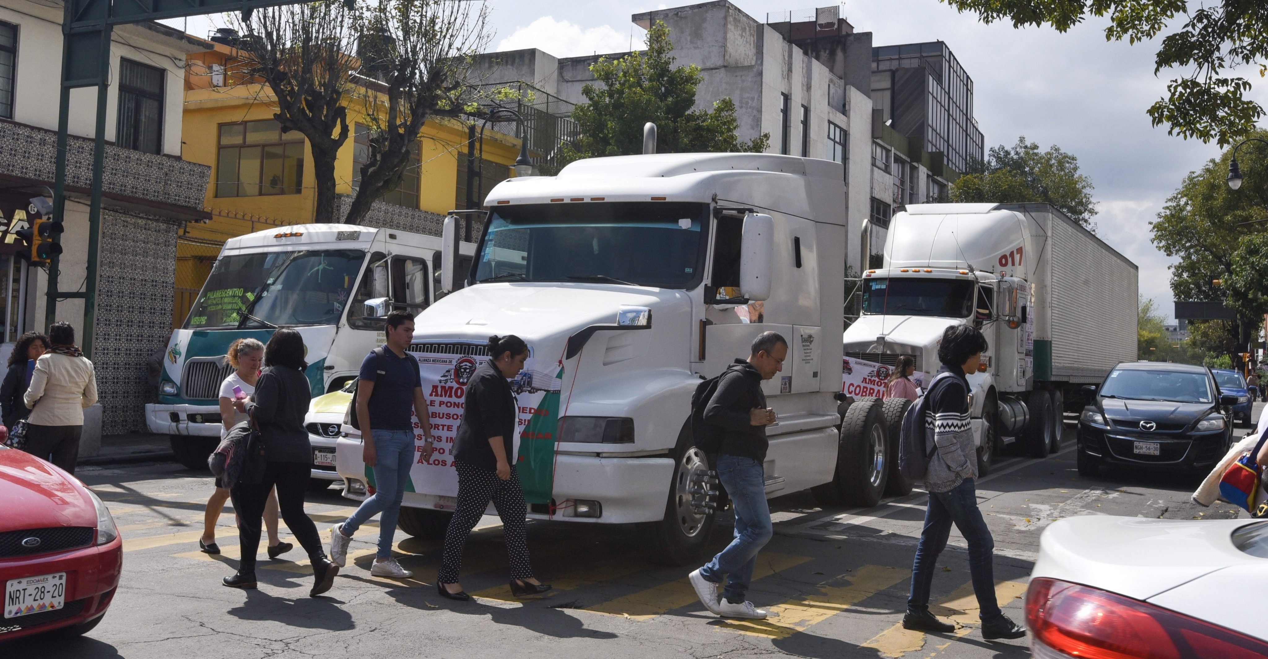Aumentan robo a transportista con violencia y extorsión en Tlalpan