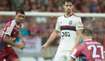 Barcelona se interesa en Rodrigo Caio, figura en la defensa del Flamengo