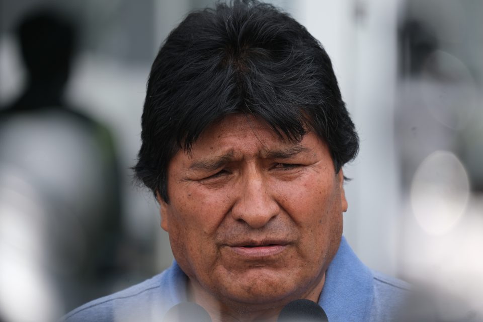 Cómo se quedará Evo Morales en México