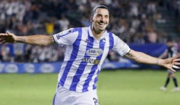Pescara anuncia el fichaje de Zlatan Ibrahimovic y se vuelve viral