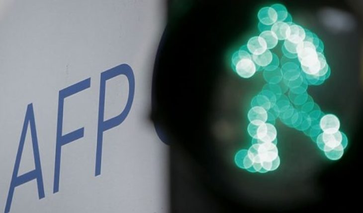 translated from Spanish: Measures to boost competition in the AFP market