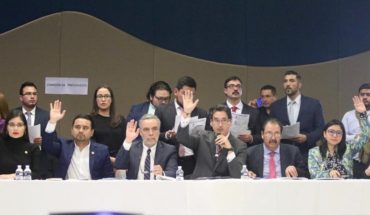 translated from Spanish: Approve the 2020 budget in committee; opinion moves to the plenary