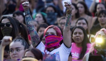 translated from Spanish: CDMX enlists operational by feminist march; women ask for no cops