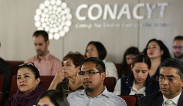 translated from Spanish: Conacyt will review scholarship applications rejected for mistakes on its site