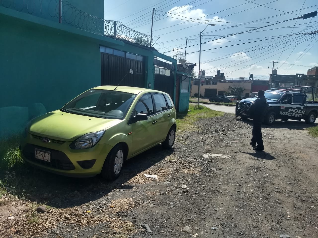 Failed to steal baby vehicle inside by security cameras in Morelia, Michoacán
