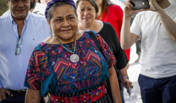 translated from Spanish: Rigoberta Menchú for DD violations. Hh. in Chile: “Carabineros cannot act like children playing with water guns”