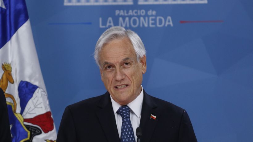 Sebastián Piñera: "The social pact under which we had lived was broken"