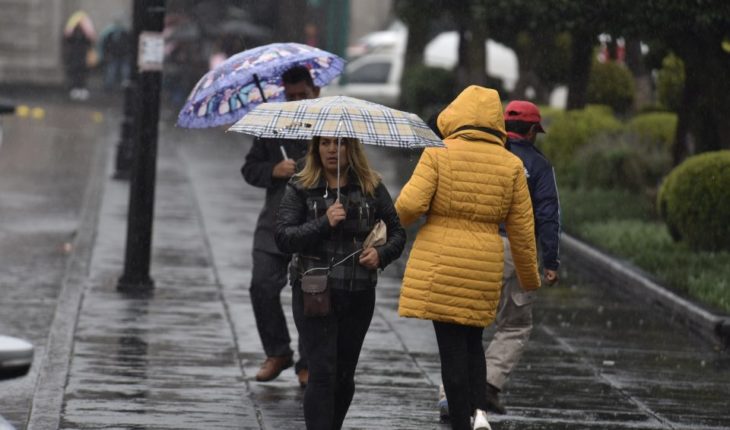 translated from Spanish: Storm Raymond and Cold Front 13 will affect the country’s bridge