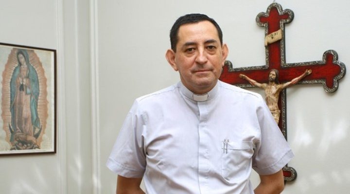Se aplaza juicio en contra del ex sacerdote Oscar Muñoz Toledo
