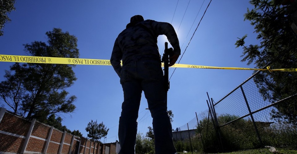 50 people find the remains of 50 people in a clandestine grave in Jalisco
