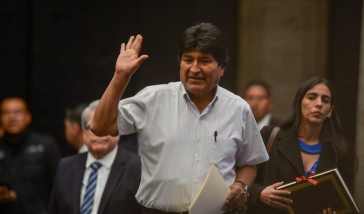 translated from Spanish: Evo Morales to leave Mexico to move to Argentina