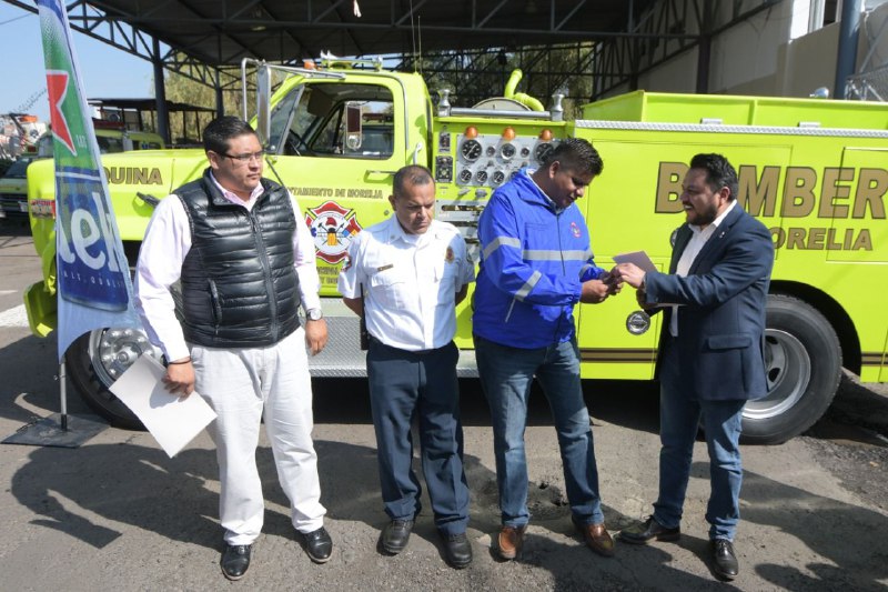 Heineken donated a fire truck to Civil Protection and Morelia Firefighters