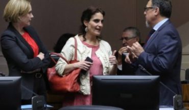 translated from Spanish: In record time, Senate dispatches pension-boosting project