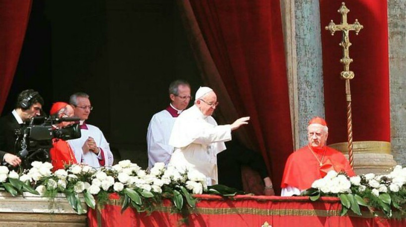 Pope calls for "hope" for American nations in his Christmas "Urbi et orbi" blessing