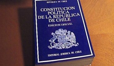 translated from Spanish: Constitutional Reform Proposal: First and Last Chance?