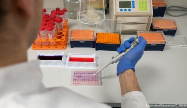 translated from Spanish: Australia confirms first contagion from new virus