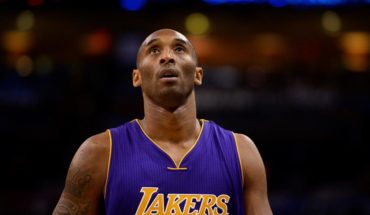 translated from Spanish: Kobe Bryant: tributes at NBA games and their history watching “Giant Saturday” to learn Spanish