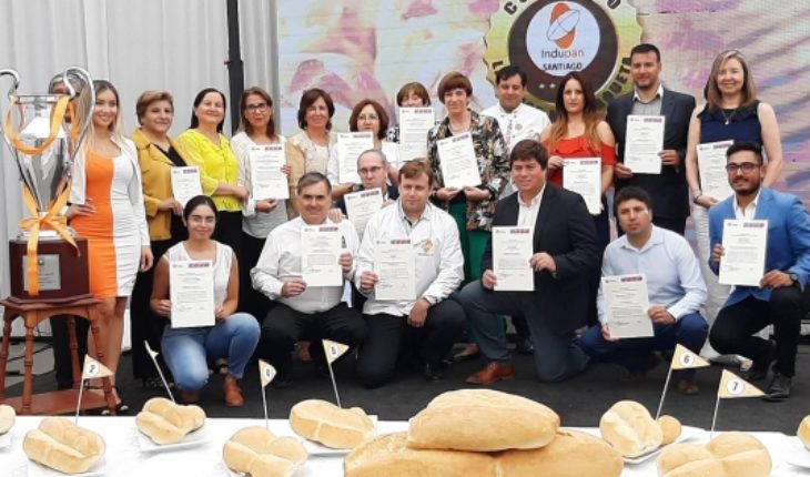 translated from Spanish: Traditional Chilean bakery is played for sustainability