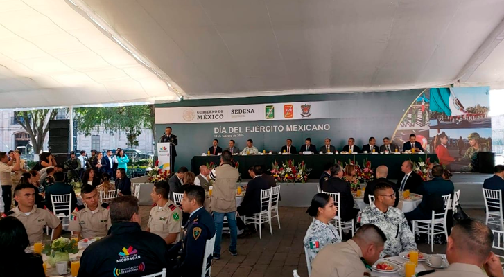 Celebran un año más de la Gran Fuerza de México