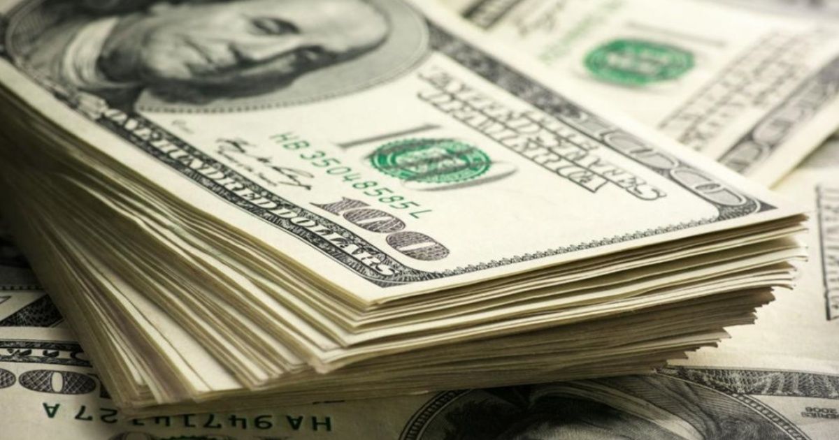 El dólar tuvo su mayor alza semanal desde la implementación del cepo