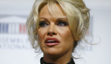 Ex marido de Pamela Anderson dijo que actriz sólo se casó con él para que le pagaran sus deudas