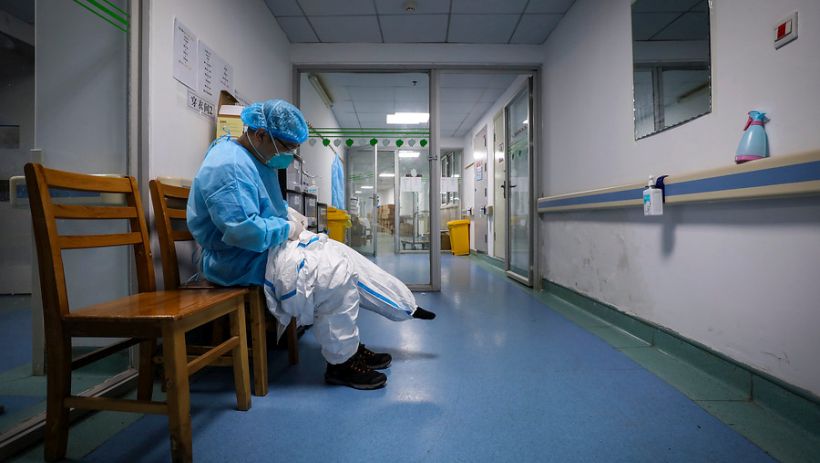 Italia elevó el balance del coronavirus a catorce muertos y 528 contagiados