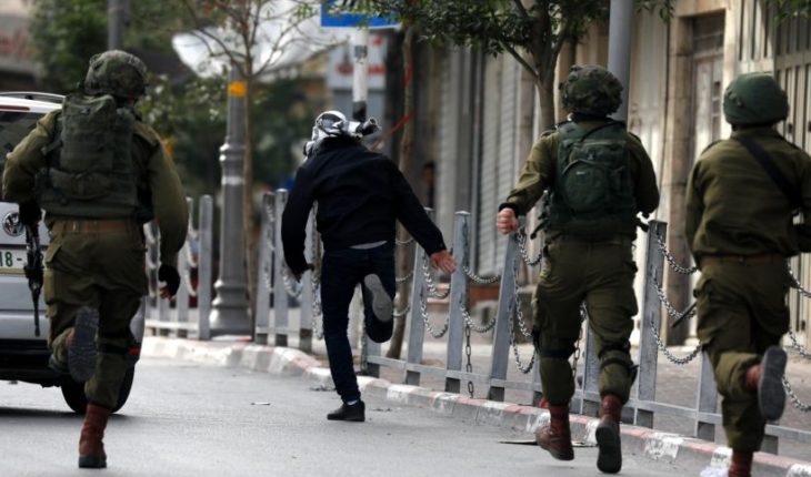 Joven palestino murió tras recibir un disparo de la fuerza israelí durante una protesta en Cisjordania