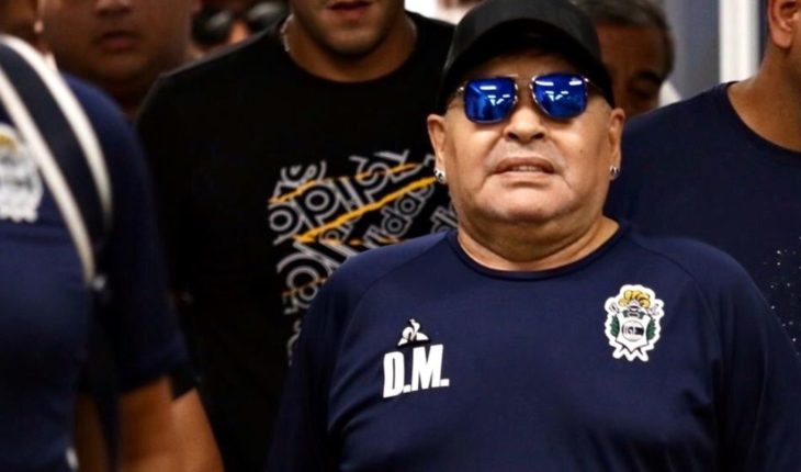 Maradona: “Que no se le ocurra al presidente de Gimnasia echarme porque lo echo yo a él”