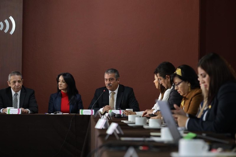 Raúl Morón asiste a II Sesión Extraordinaria del Sistema Estatal en busca de soluciones para violencia contra mujeres