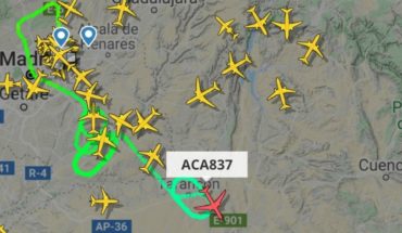 translated from Spanish: Air Canada plane without emergency landing wheel in Madrid