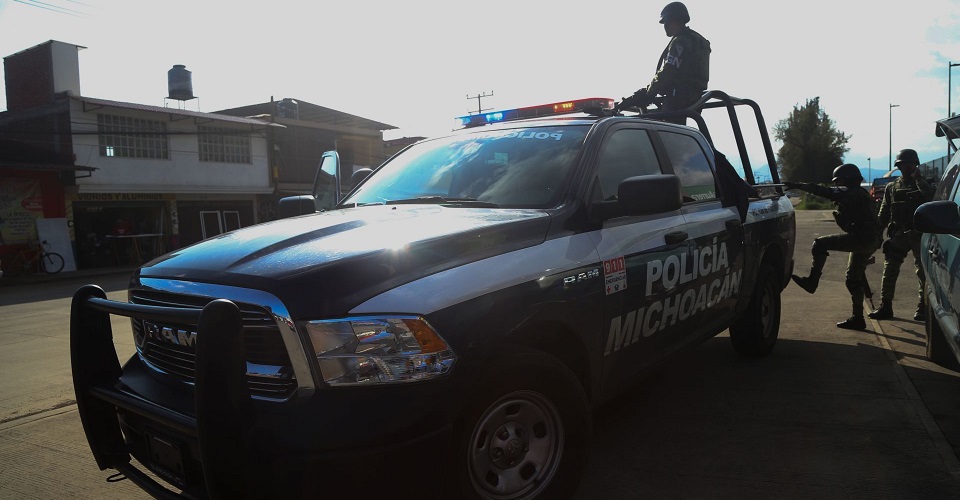Arrest of suspected criminals unleashes blockades in Michoacán