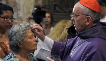 translated from Spanish: Ash Wednesday, preparation period to celebrate the Resurrection of Jesus Christ