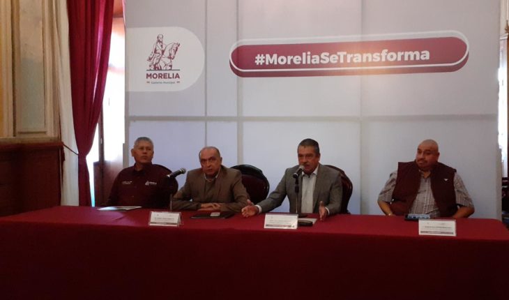 translated from Spanish: Changing luminaires in Morelia has generated a saving of 50%