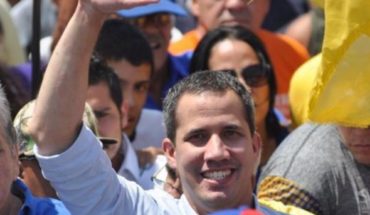 translated from Spanish: They fire at a demonstration led by Guaidó in Venezuela