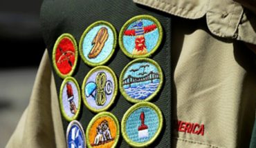 translated from Spanish: U.S. Boy Scout Group filed for bankruptcy to face sexual abuse lawsuits