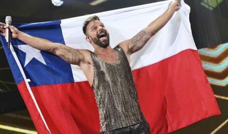 translated from Spanish: Viña del Mar: Ricky Martin shone, surprised with a peak and supported protests in Chile