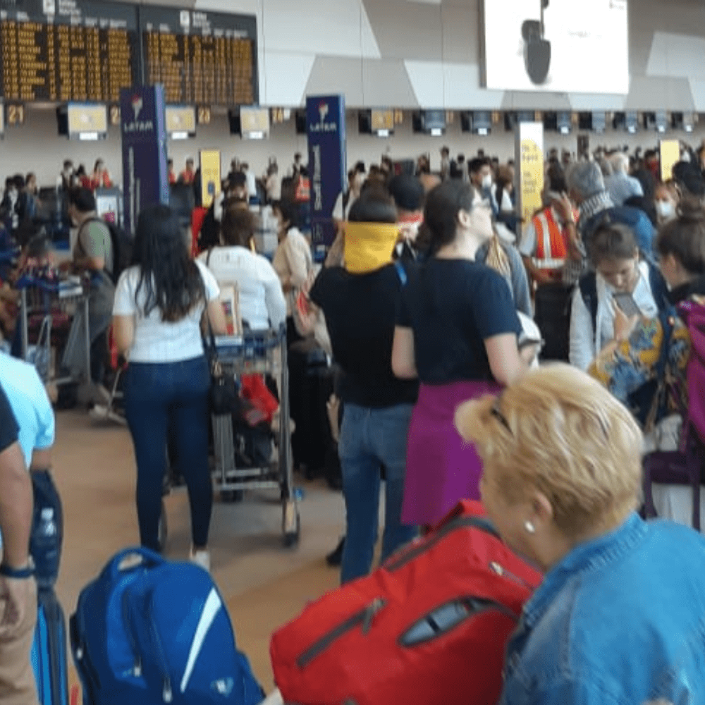 Aeroméxico e Interjet repatriará a 600 mexicanos varados en Perú