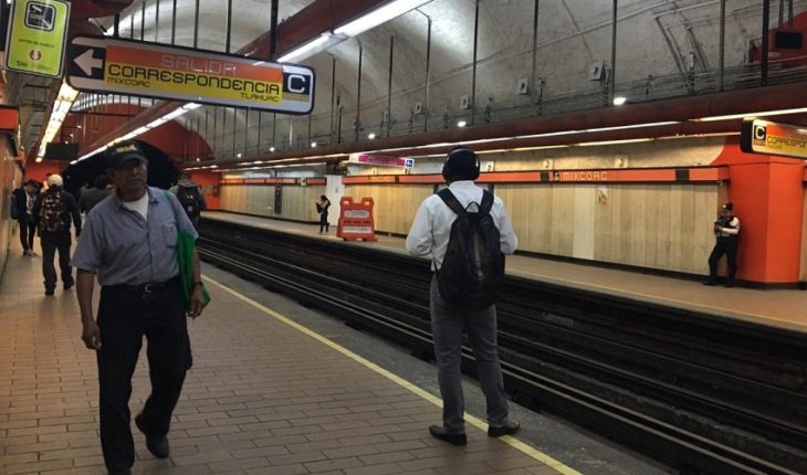 Afluencia en el Metro bajó 40%; conductoras de trenes y trabajadoras de taquilla pararon