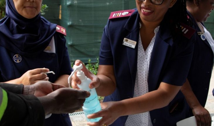 Aunque más lento, el coronavirus infecta a África
