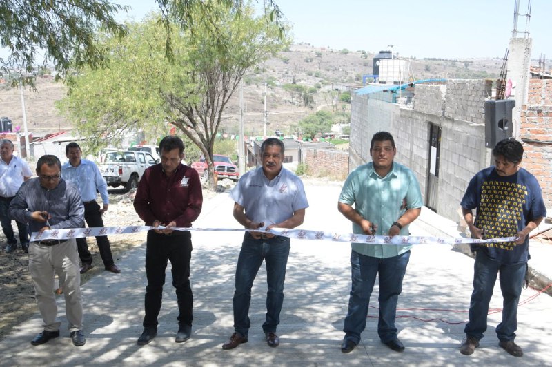 Ayuntamiento de Morelia inaugura calle Profesor Jesús Romero Flores, colonia Lomas de Atapaneo