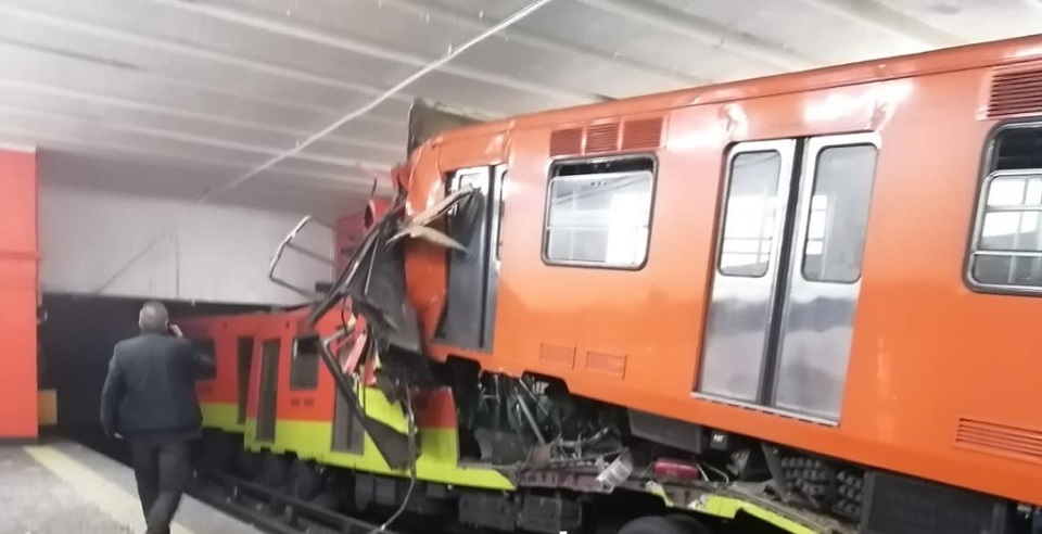 Chocan trenes del Metro en Tacubaya; una persona murió, 41 heridos