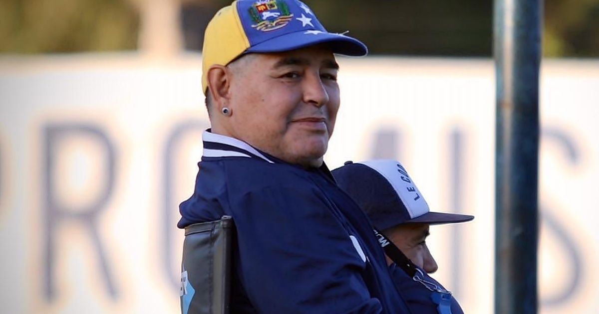 Diego Maradona se prepara para jugar con Boca con una duda en Gimnasia