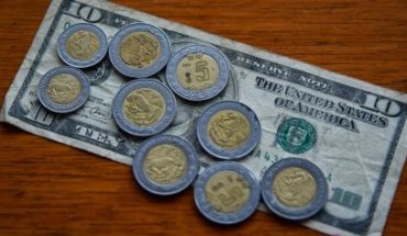 Dólar llega a 20.50 pesos en bancos por el temor mundial al coronavirus