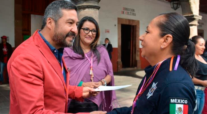 En Pátzcuaro creamos condiciones para una vida de derechos plenos para las mujeres: Víctor Báez