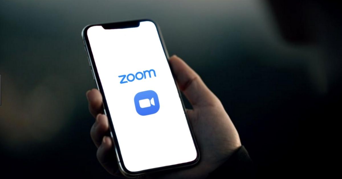 La aplicación Zoom envía los datos del dispositivo a Facebook