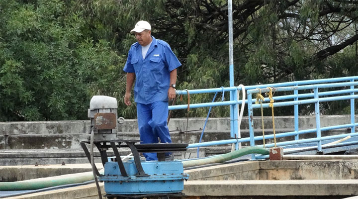 OOAPAS informa que continúa trabajando y llevando el servicio de agua potable a Morelianos