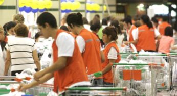 Otorgarán $5.000 extra a empleados de supermercados durante la cuarentena