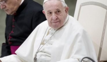 Papa Francisco orará para que "el Señor detenga la epidemia"